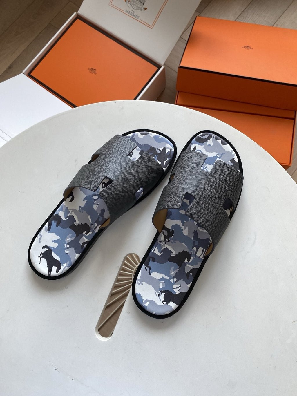 Hermès Men's H-Cut Slide Sandals