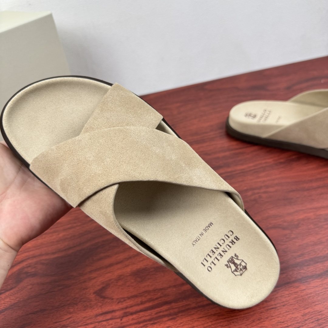 Brunello Cucinelli Men's Cross-Strap Slide Sandals - Low-Profile Dark Sole